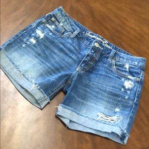 🦅 American Eagle 🦅 distressed shorts